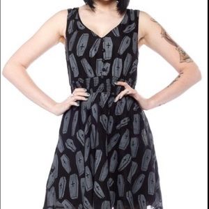 *SOLD* Sourpuss 6 Feet Under Coffin Dress Sz M NWT